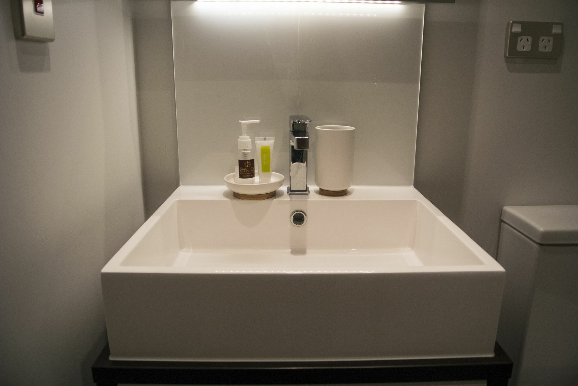 Apartment Brand New With Pool & Gym Auckland